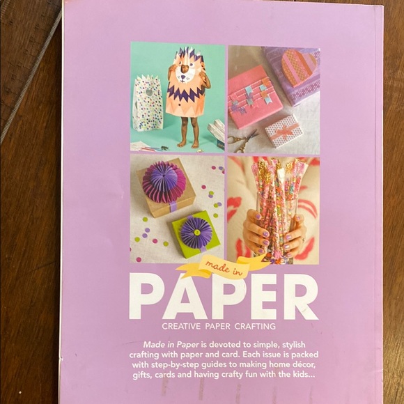 Magazine - Colorful Edition - Picture 2 of 5